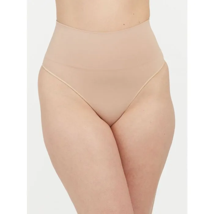 Faja Tanga Spanx EcoCare Everyday Shapping 40048R