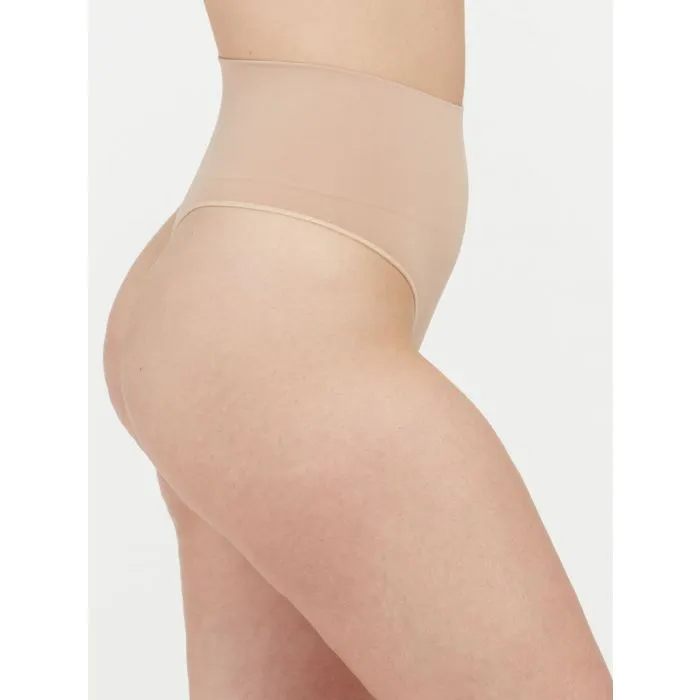 Faja Tanga Spanx EcoCare Everyday Shapping 40048R