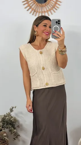 Rebeca Chaleco Botones Dorados Beige
