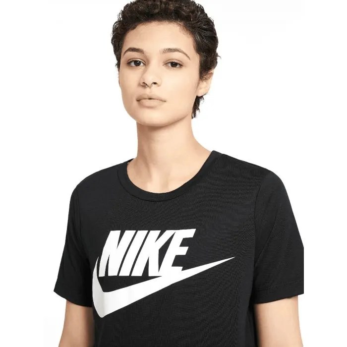 Remera Nike Sportswear Essential