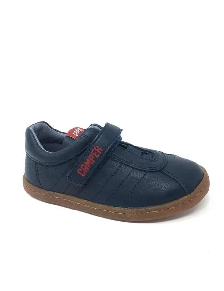 zapato azul camper velcro